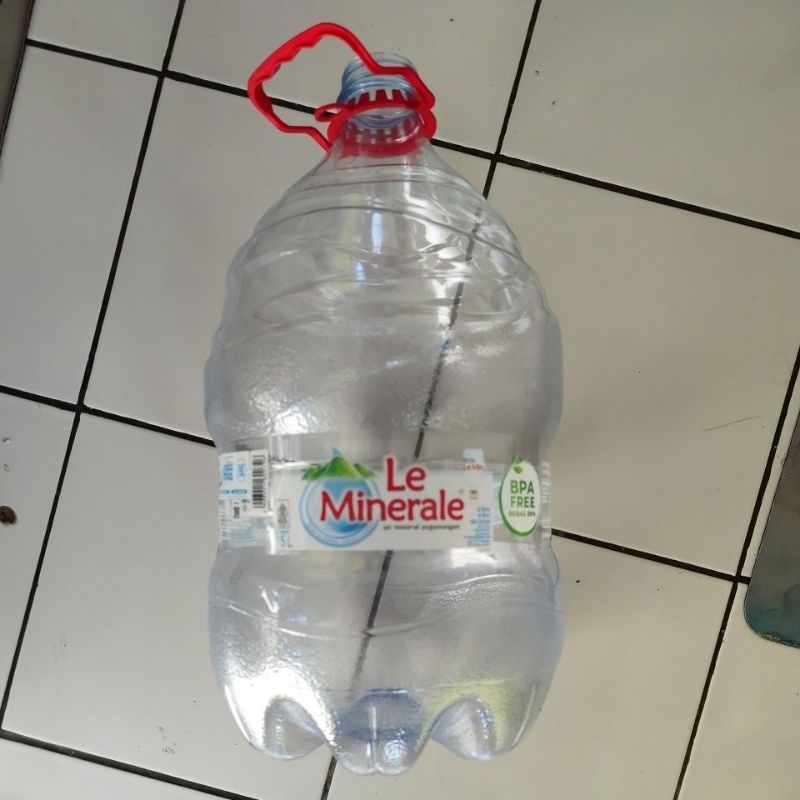 Galon Le Minerale 19 Liter Kosongan Kondisi Bagus