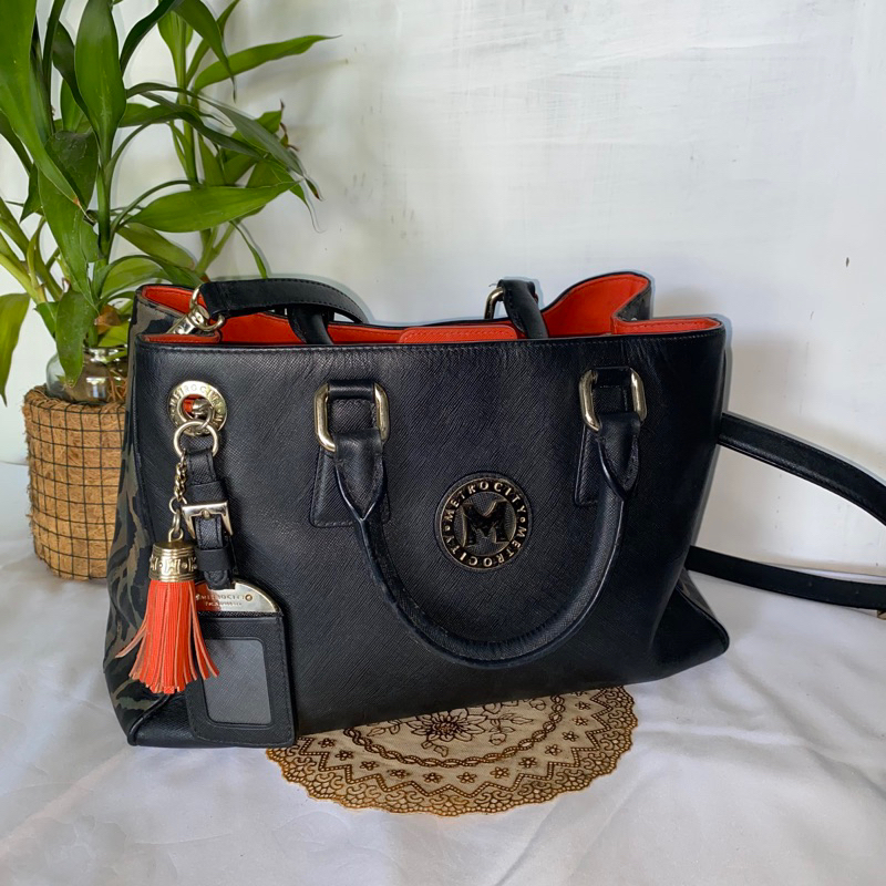 [Preloved] Tas Metro City second original personal used