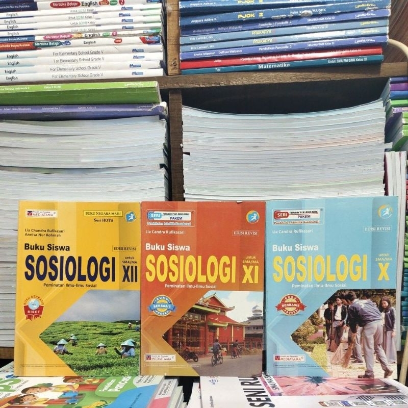 Buku siswa sosiologi Kelas 10,11,12 SMA kurikulum 2013 edisi revisi