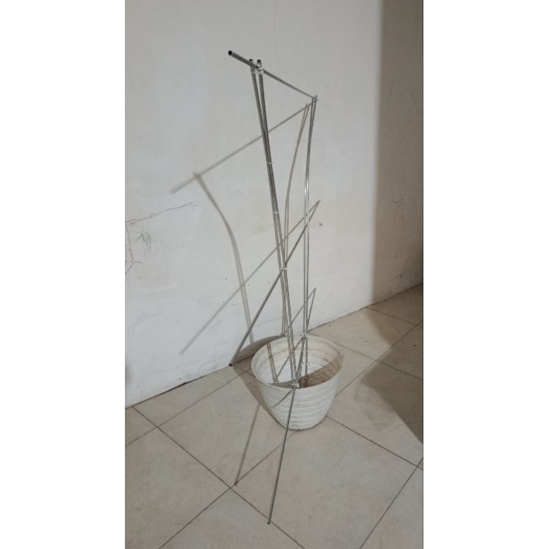 RAMBATAN TANAMAN POT  ESTETIK