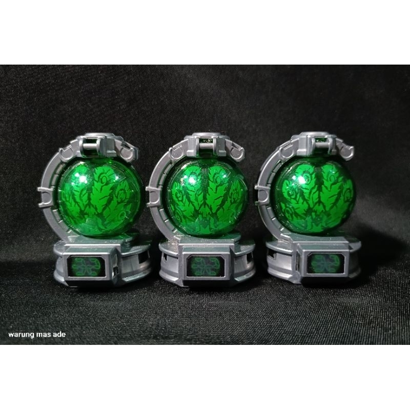 DX KYUJAKU KYUTAMA NOMOR 32 - UCHU SENTAI KYURANGER POWER RANGER KYURANGER