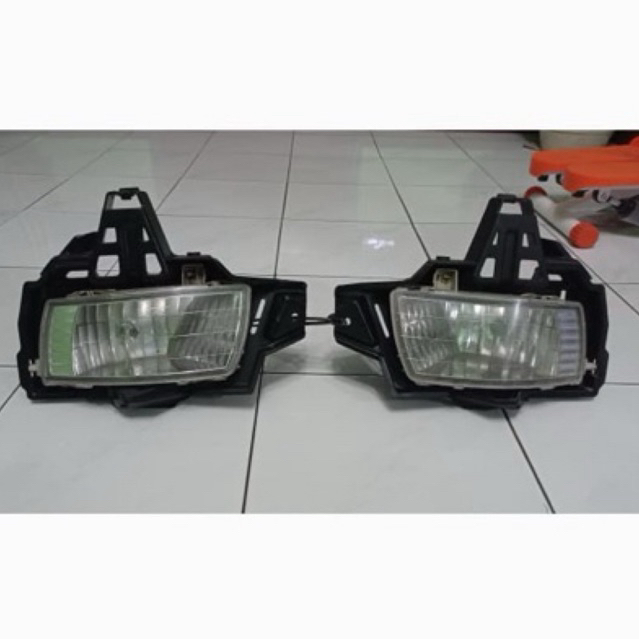 Foglamp innova 2009-2011 original