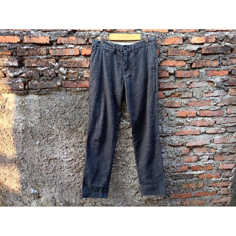 Giordano chinos pants