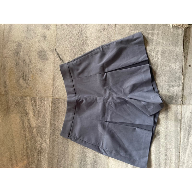 Celana Olahraga Uniqlo