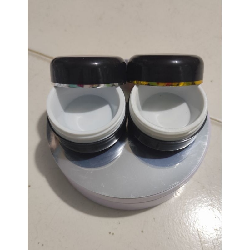 Pot Cream 30g Hitam Hitam list Silver dan List Gold