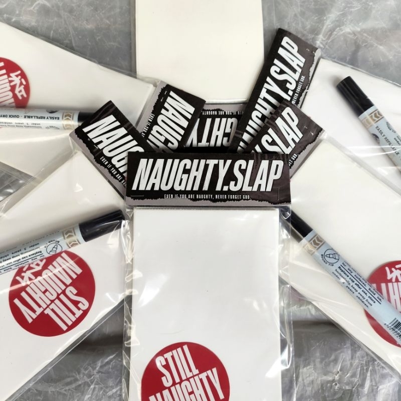 

Stiker Graffiti Polos UK 10cmX15cm - Naughty.slap