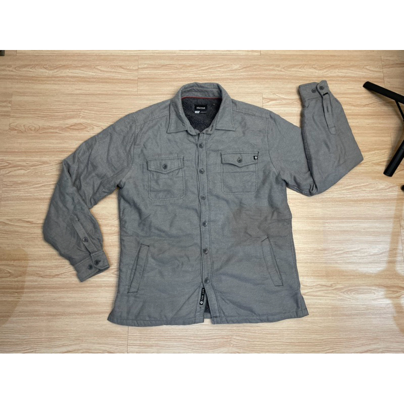 kemeja tebal merk marmot