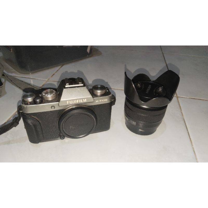 Fujifilm X-T100