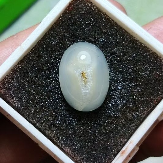 Batu akik combong putih natural