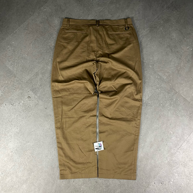 long pants chinos fred perry second like new
