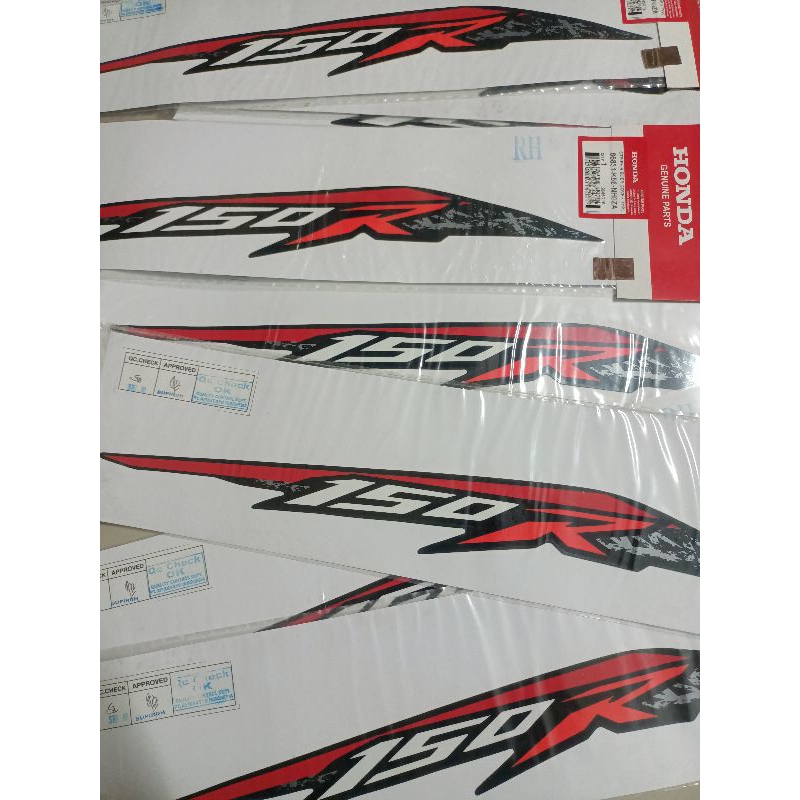 Sticker Striping body KANAN honda new sonic 150r K56 86831-K56-NH0ZA