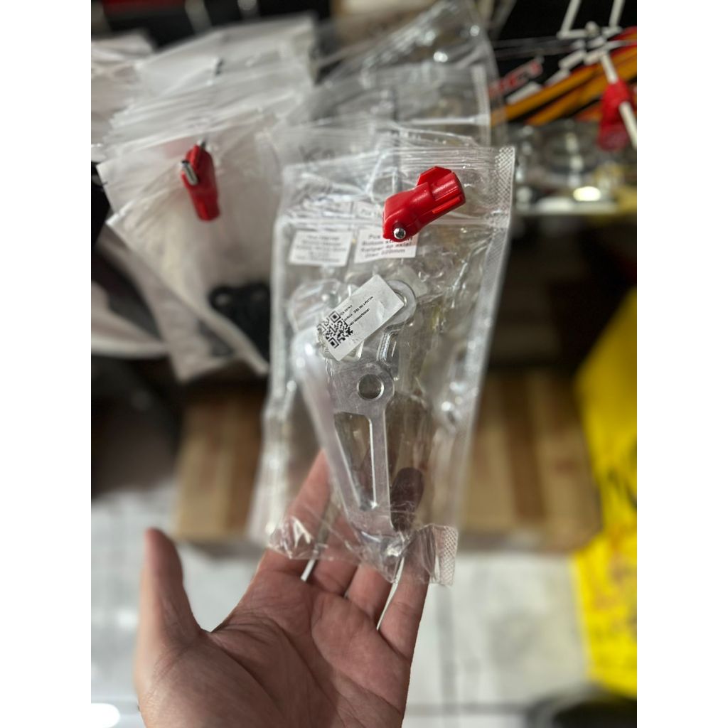 Termurah Bracket Kaliper 4P Brembo PCX ADV