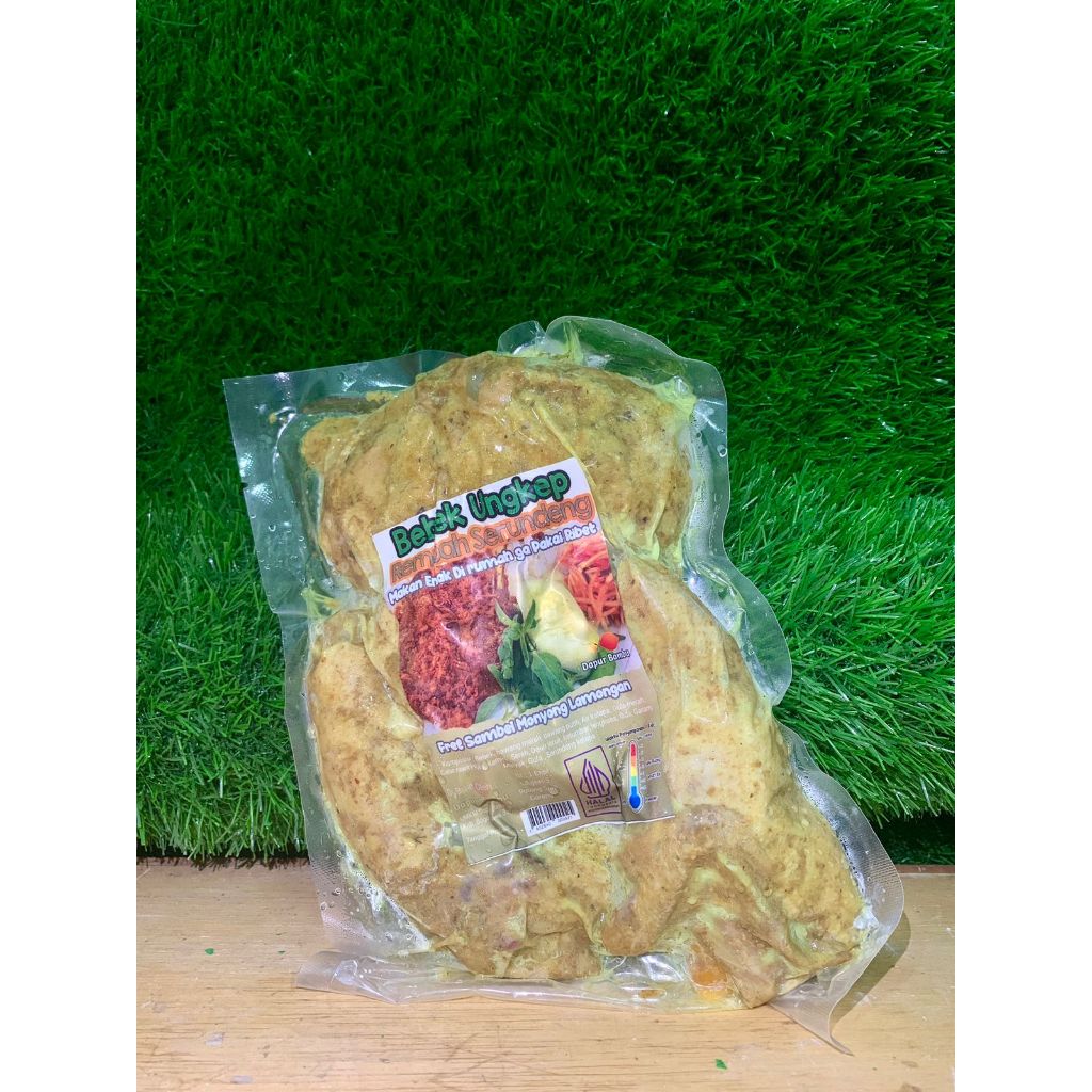 

Bebek Ungkep Rempah serundreng Isi 1 Ekor 5 Potong