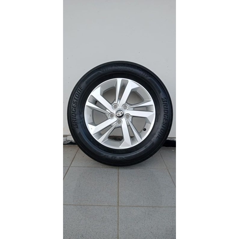 VELG R15  - ORIGINAL TOYOTA VELOZ (VELG  + BAN)