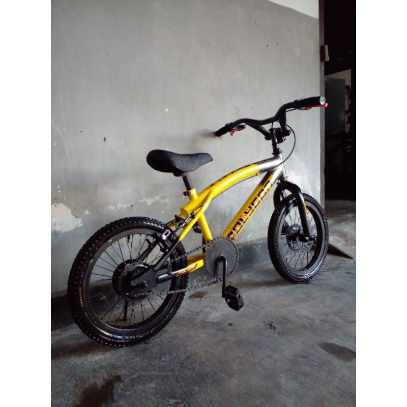 sepeda anak kecil