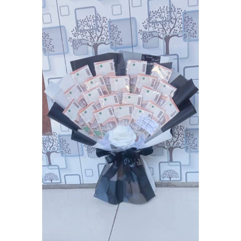 Buket uang kosong isi 20 lembar plus bunga