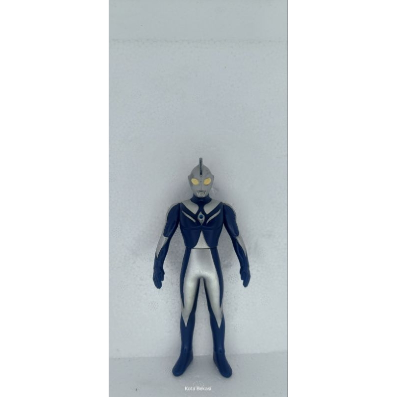 Ultraman Cosmos Luna Mode 14cm BANDAI