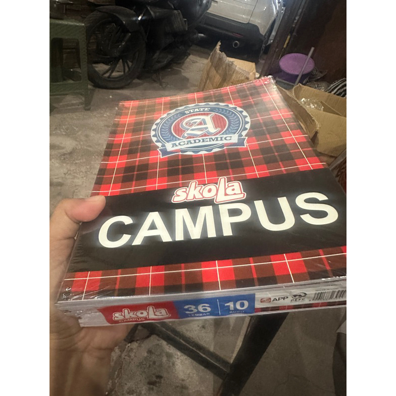 

Buku tulis campus merah isi 10 @ 36 lembar