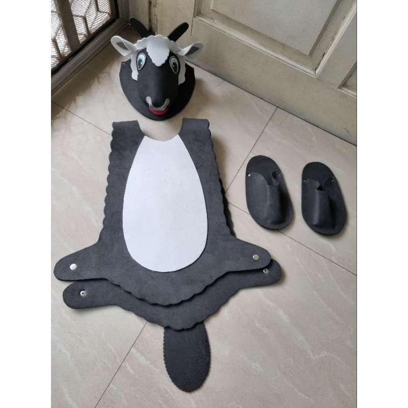 ya kostum domba kambing - kostum sapi anak TK PAUD nyanyi lagu anak kambing saya