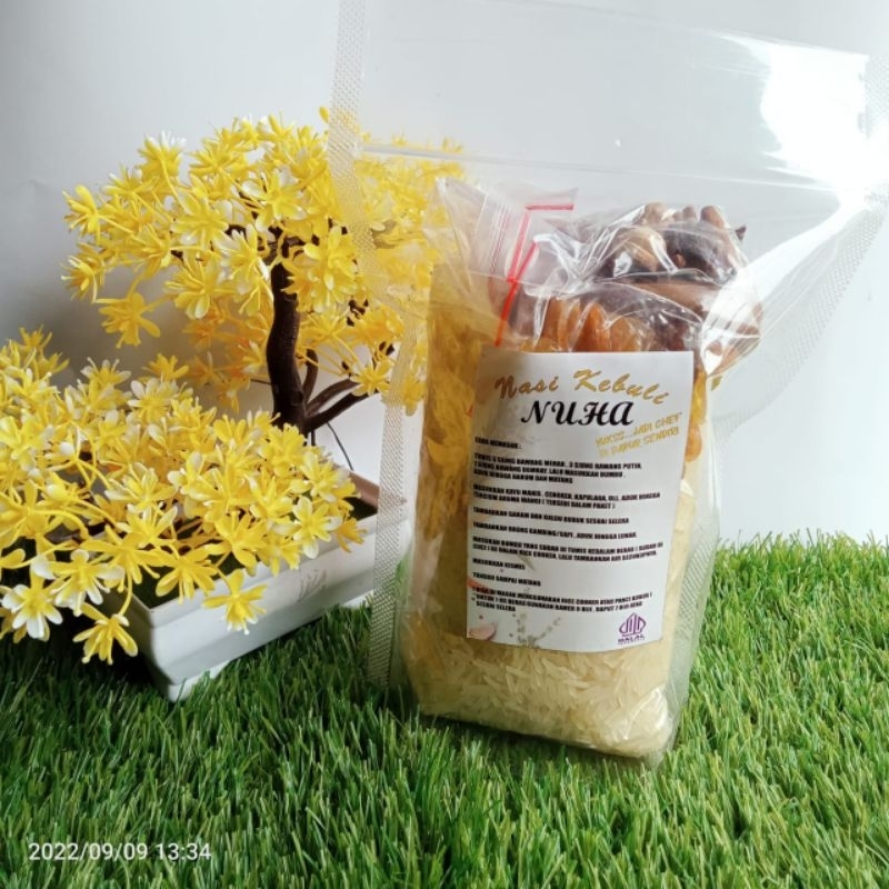 

Paket Bumbu Nasi kebuli ukuran 500 gram beras basmati dan bumbu nya