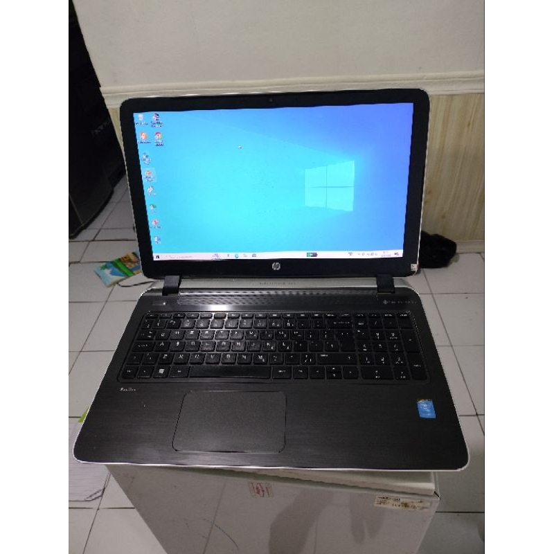 Laptop Hp Pavilion 15 - Intel core i3 Gen 5th / RAM 12GB