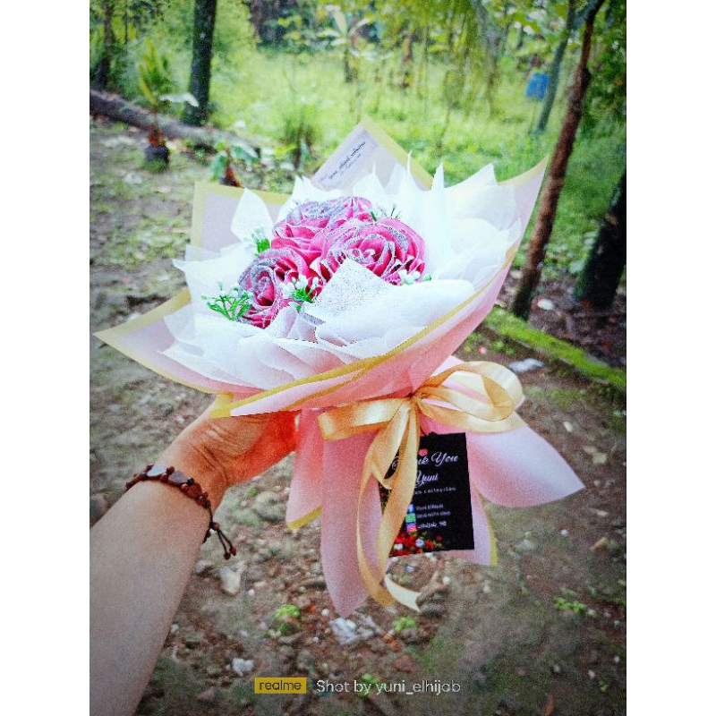 

ROUND BUKET pita satin murah