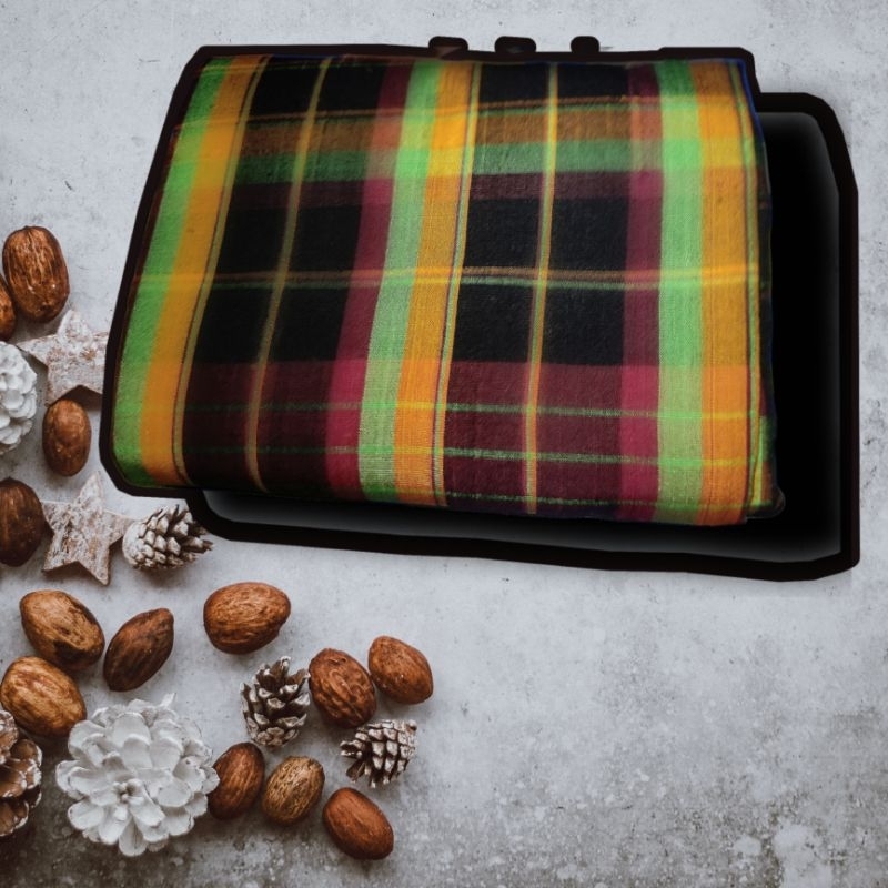 Sarung Tenun Bima (Tembe Nggoli)