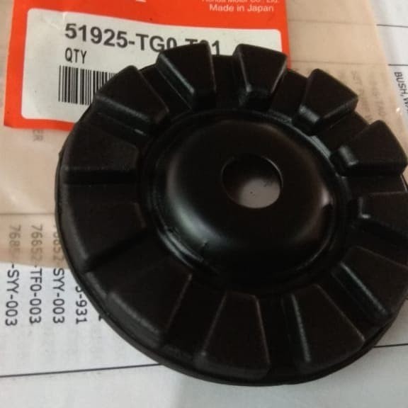 karet atas tatakan shock depan brio mobilio 2014 2015 2016 2017 2018