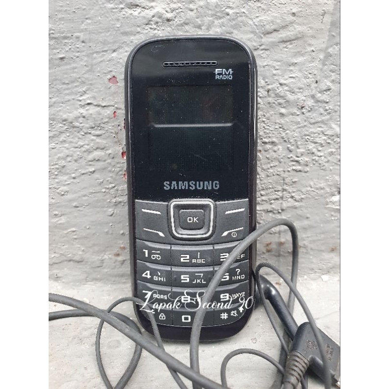 HP Jadul SAMSUNG GT-E1205Y