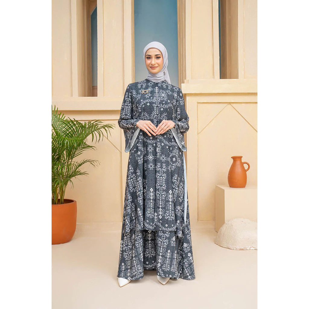 Klamby - Malqaf Dress Wearing Klamby Sale