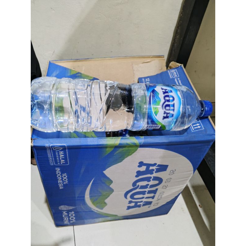 

Aqua Mineral 1,5 Liter (1 dus = 12botol)