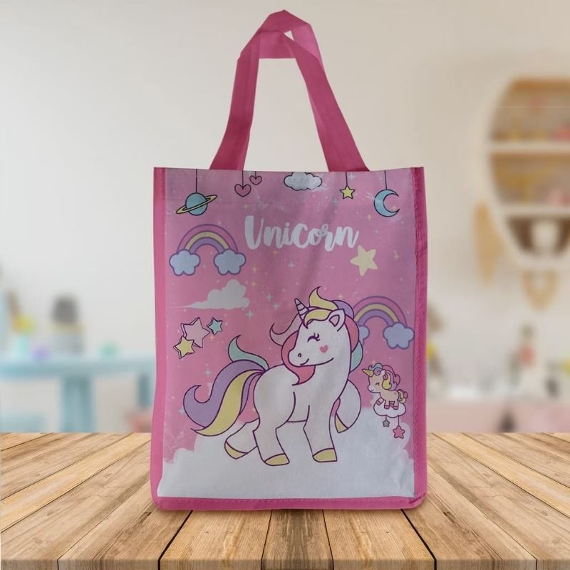 

TAS ULTAH TAS SOUVENIR ULANG TAHUN UK 25X20X13CM 1PACK ISI 10PCS