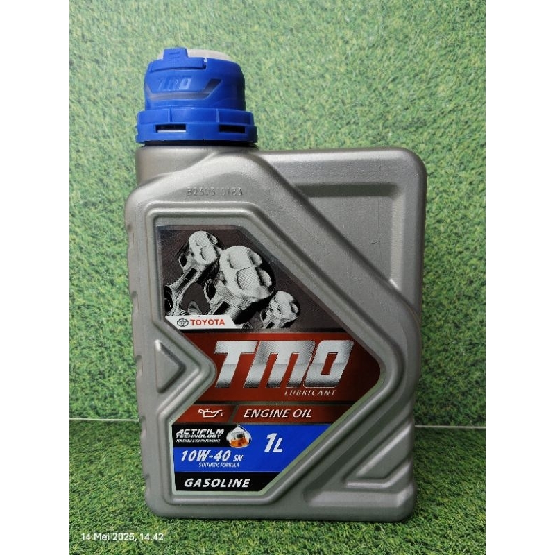 OLI OIL TOYOTA TMO BENSIN 1LITER SAE 10W-40 PELUMAS OLI MESIN MOBIL BENSIN AVANZA XENIA GRAND MAX SI