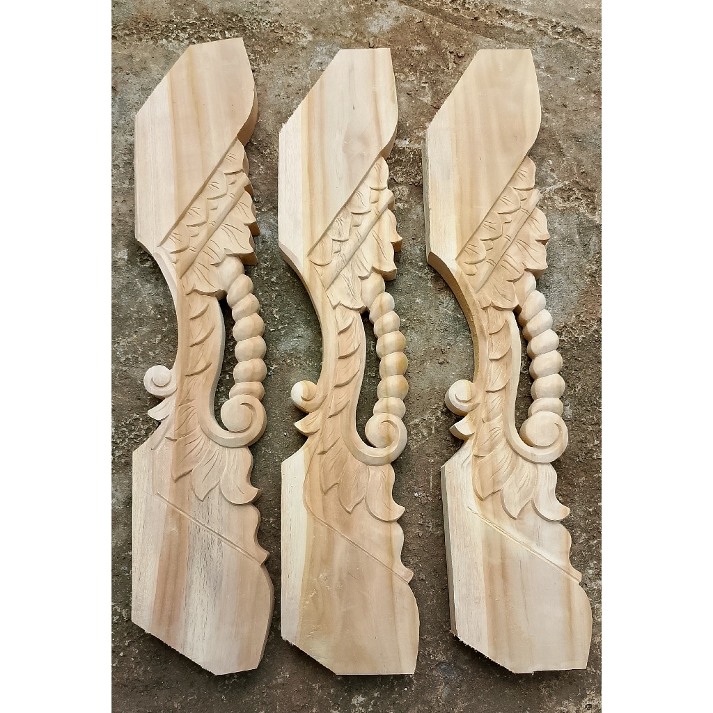 Ukir Siku Soko Rumah / Kathek / Konsul Atap Rumah Kayu Jati 70 X 14 cm