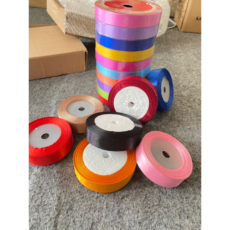 

ecer Pita Satin 3 meter