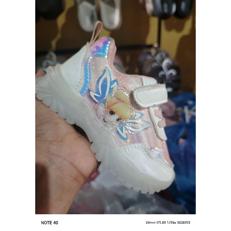 cuci gudang sepatu anak