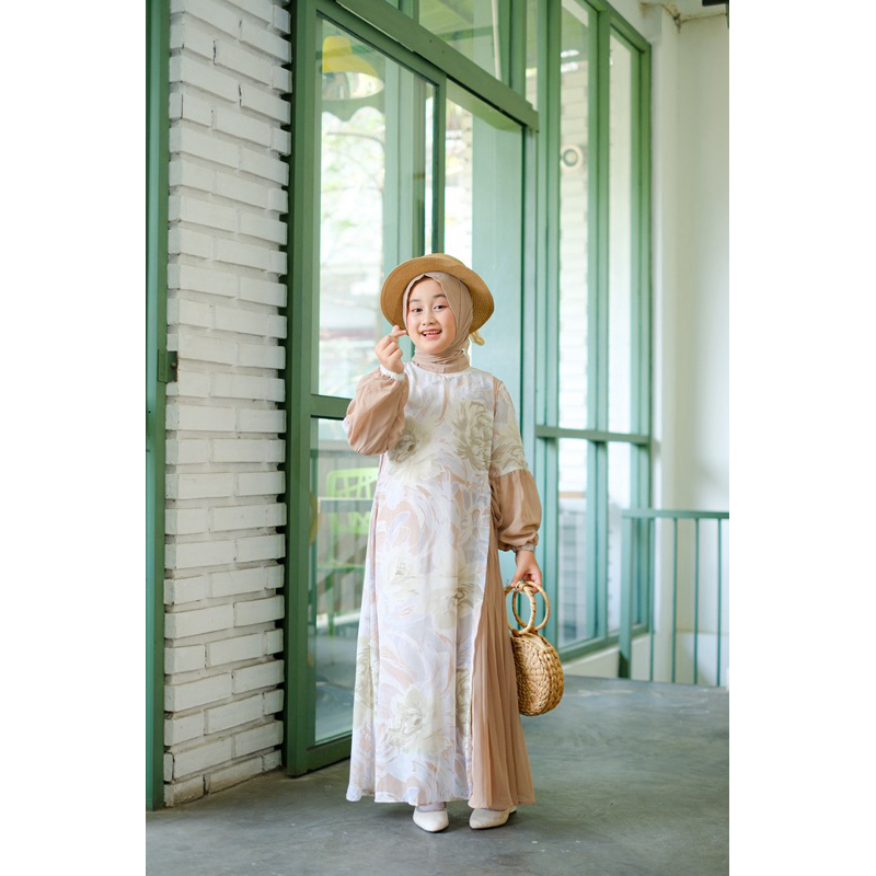 Almira Dress