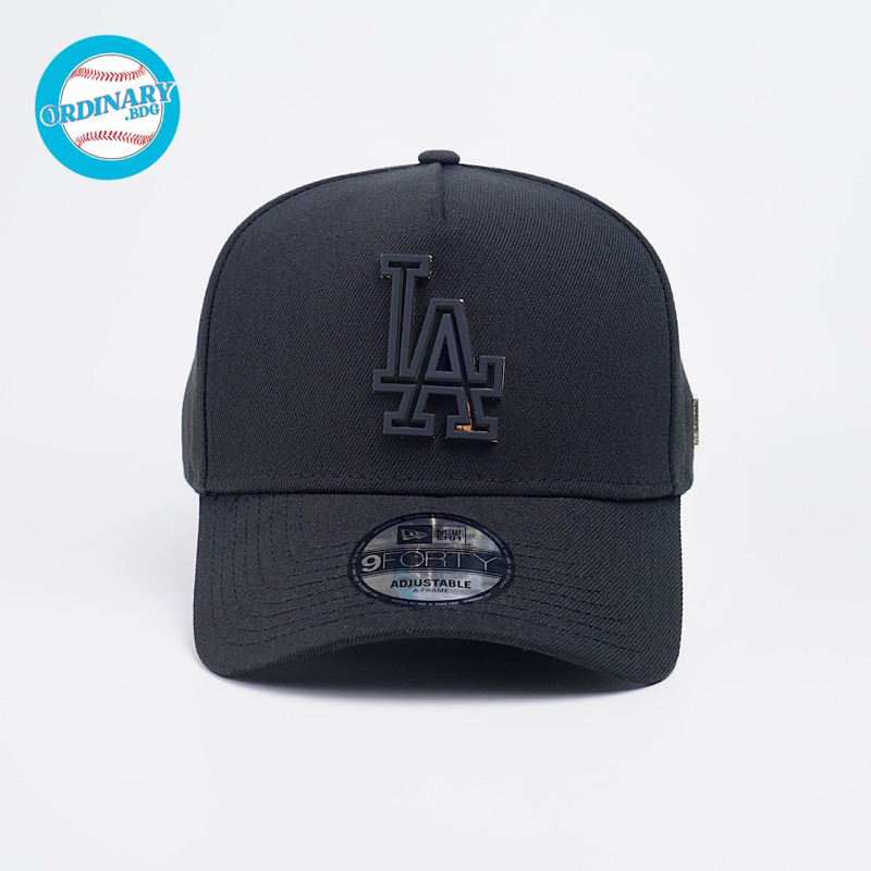 Topi New Era Original Dodgers Metal Badge Black Gold