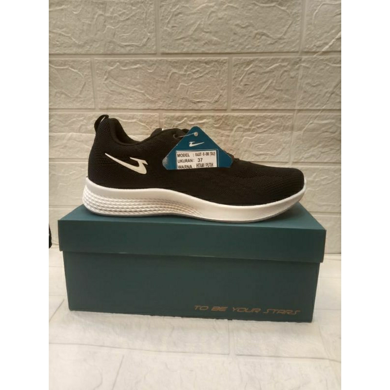 termurah Pria sepatu sekolah hitam putih tipe bertali merek thomas ukuran 35-43 Shoes