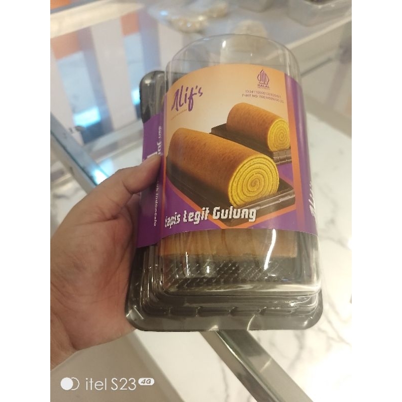 lapis gulung alif's bakery
