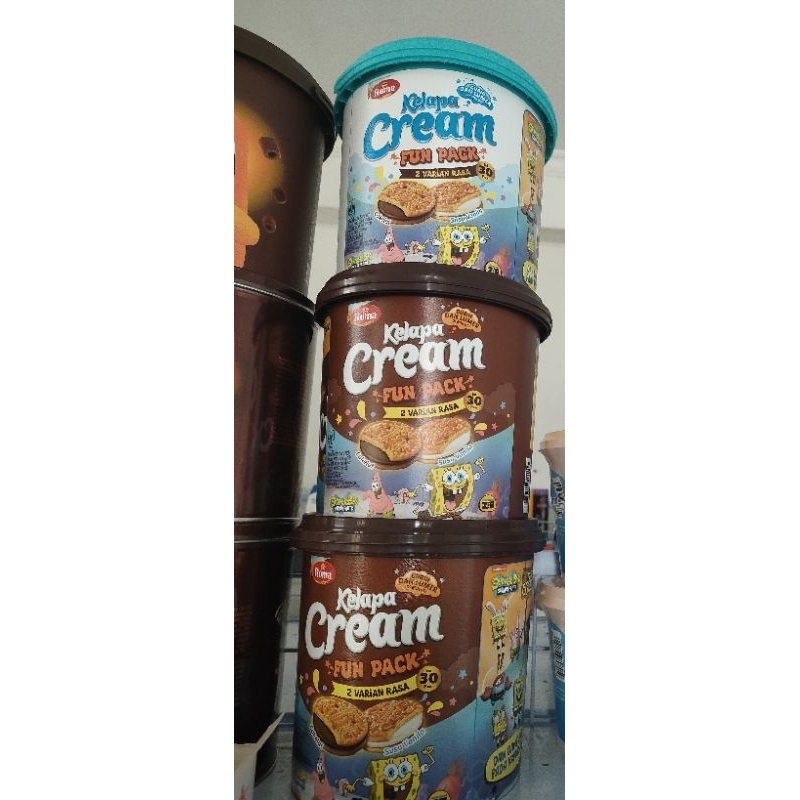 

Roma biscuit kelapa cream fun pack tps 297.5g
