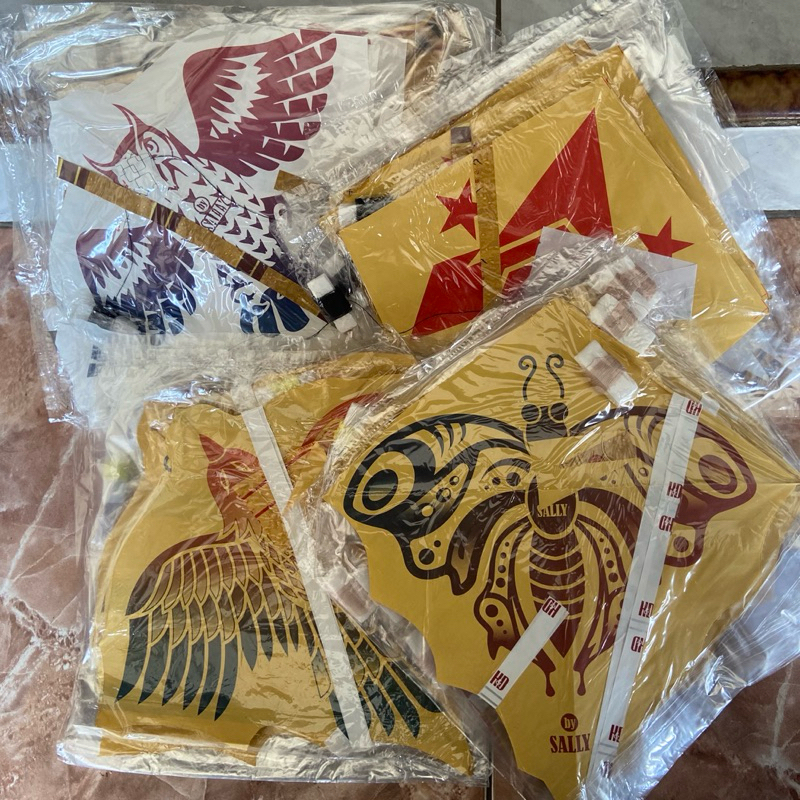 LAYANG-LAYANG KERTAS MINI ISI 20PCS