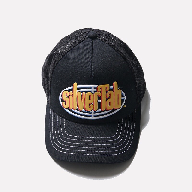 Levis Silver Tab Black Trucker Cap   The LEVIS ACCESSORIES Silvertab Cap Regular Black is a stylish 