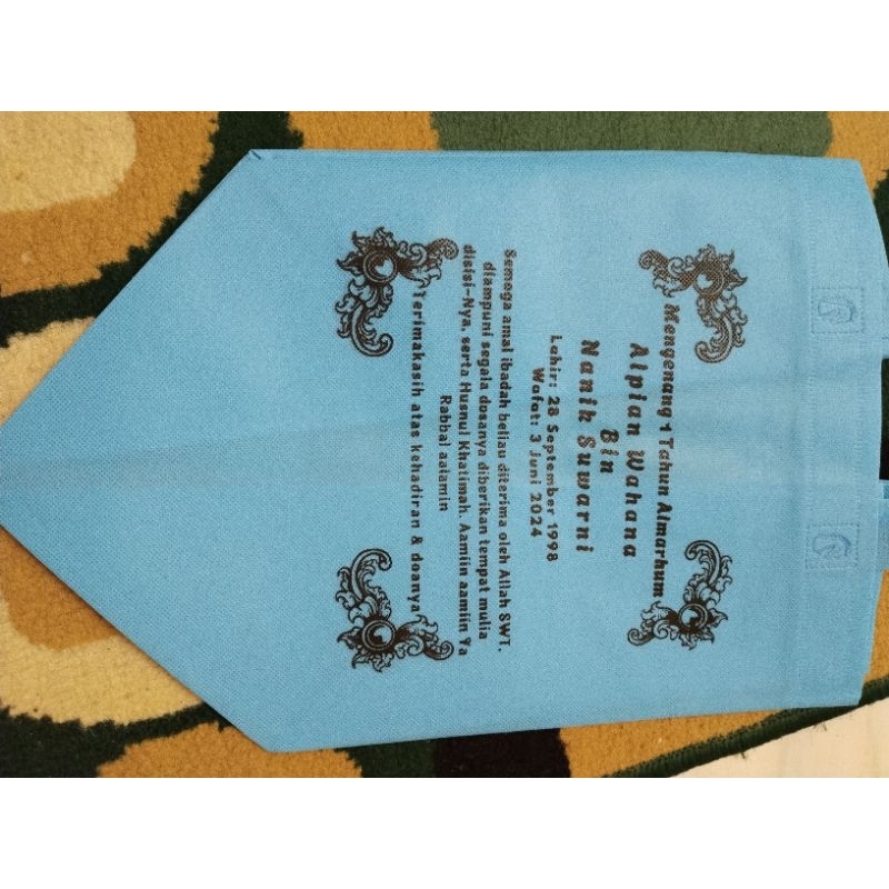 

TAS CUSTOM ULTAH AQIQAH TAS BOX TIPE 22 MUAT NASI KOTAK