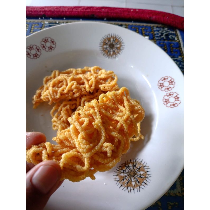 

Rengginang sampeu /singkong mentah gurih isi 50 pcs