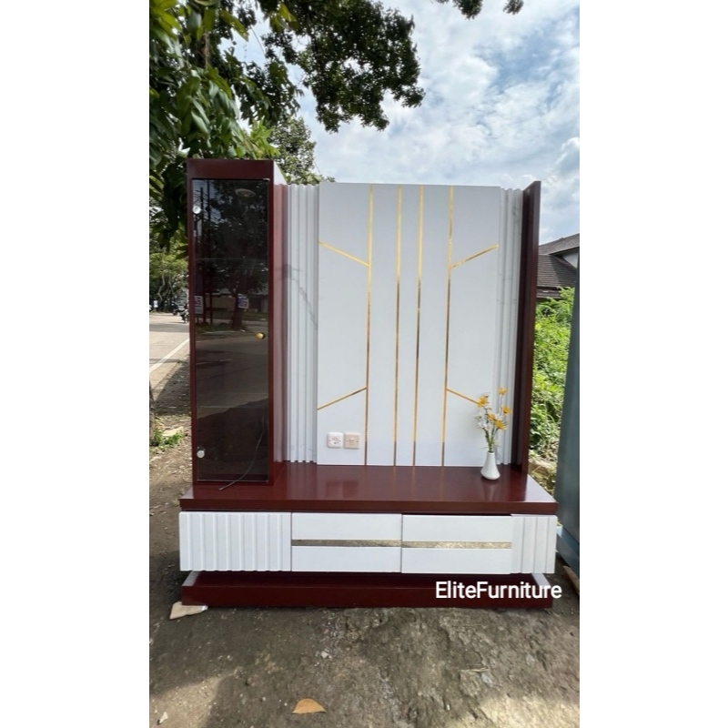 Partisi TV Backdrop Minimalis dan Mewah / Backdrop Jessly List Gold Coklat