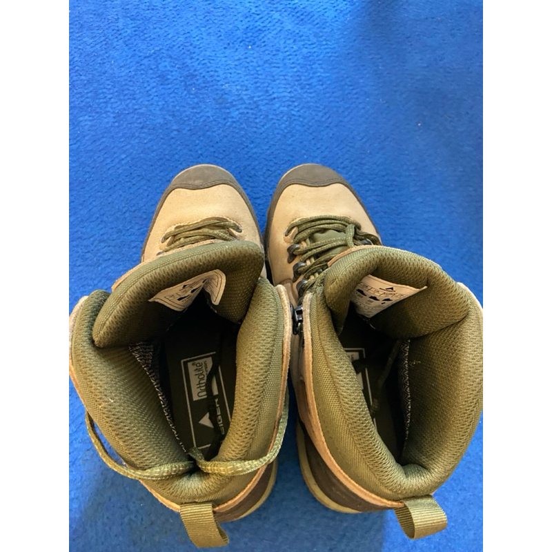 Sepatu Treking Gunung_ original