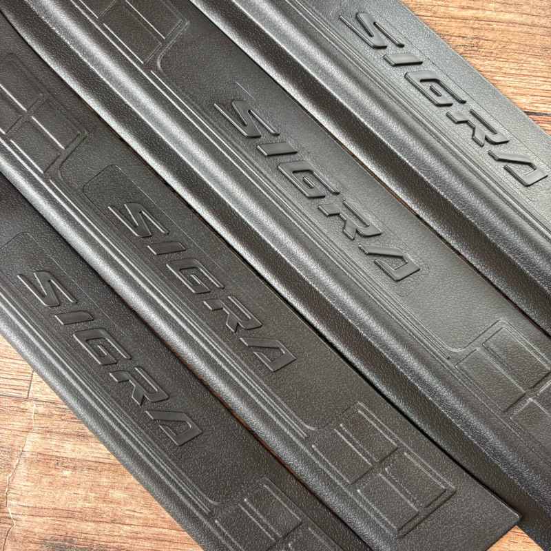 Sillplate Samping Pelindung Injakan Kaki Pintu Mobil Sigra