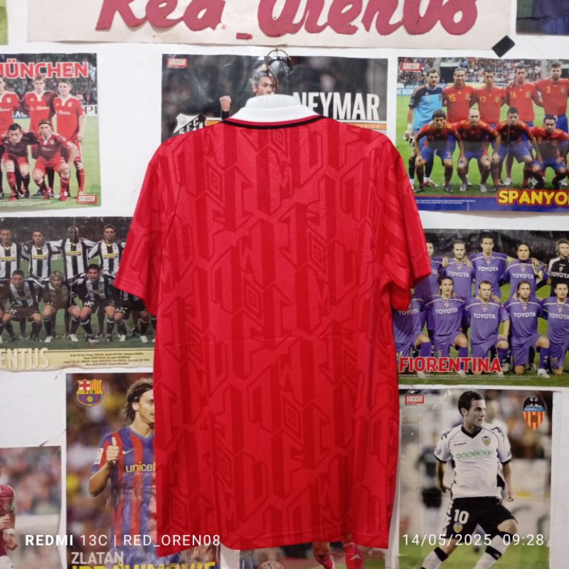 obral jerseyM4nch3ster.unit3d retro merah