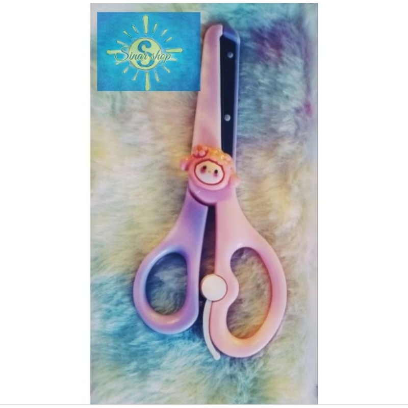 

gunting sanrio, imut, lucu